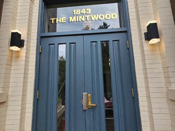 1843 Mintwood Place NW 204, Washington DC 20009