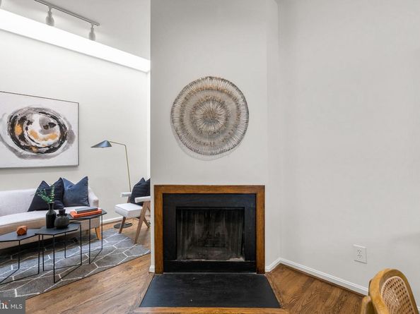 1843 Mintwood Place NW 204, Washington DC 20009