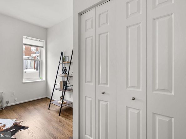 1843 Mintwood Place NW 204, Washington DC 20009