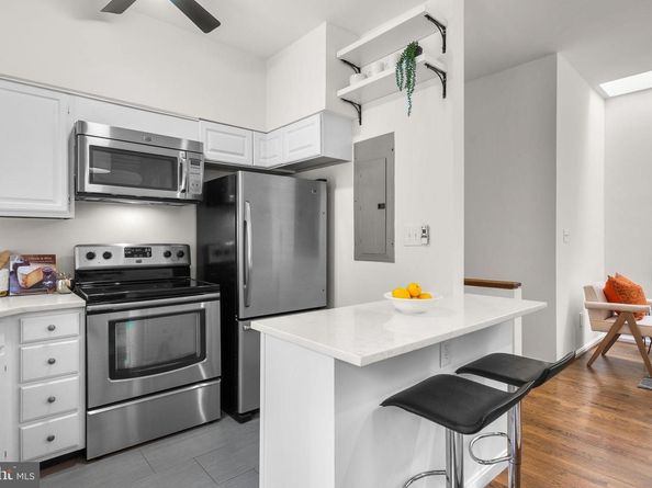1843 Mintwood Place NW 204, Washington DC 20009