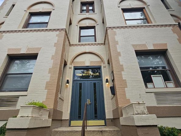 1843 Mintwood Place NW 204, Washington DC 20009