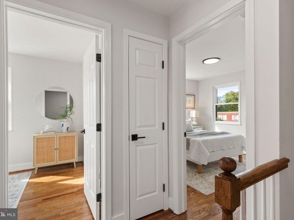622 S Henry Street, Alexandria VA 22314