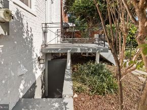 622 S Henry Street, Alexandria VA 22314