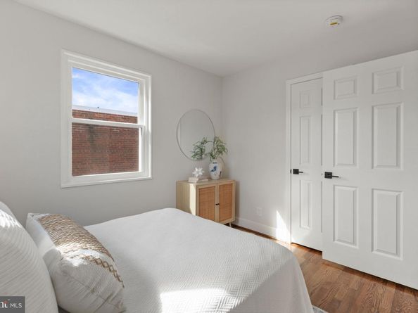 622 S Henry Street, Alexandria VA 22314