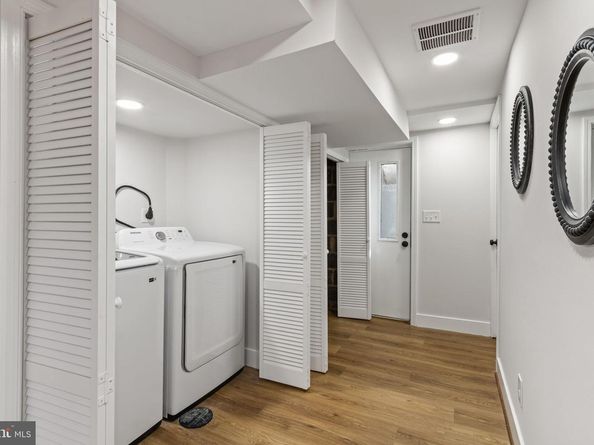 622 S Henry Street, Alexandria VA 22314