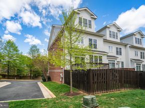 2082 Hutchison Grove Court, Falls Church VA 22043