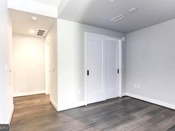 1300 4TH Street SE 402, Washington DC 20003