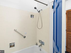 1008 Spruce Street 21, Philadelphia PA 19107