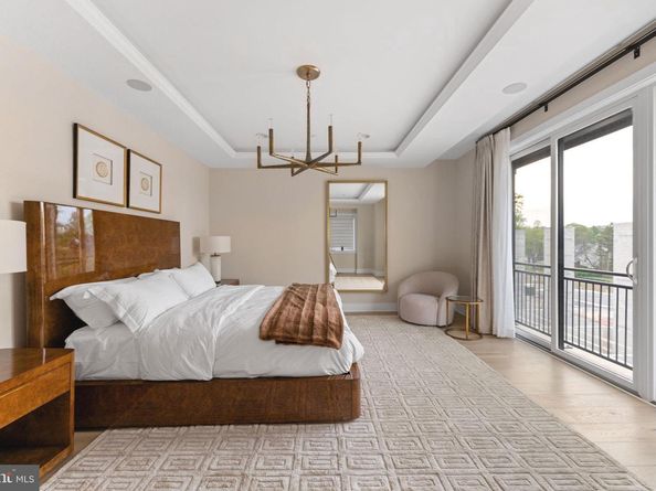 7043 Liberty Lane, Mclean VA 22101