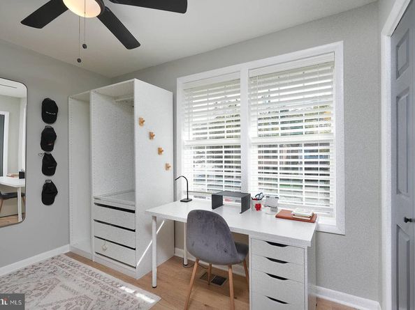 2425 Skyland Place SE, Washington DC 20020