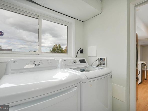 2425 Skyland Place SE, Washington DC 20020