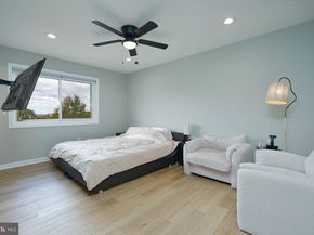 2425 Skyland Place SE, Washington DC 20020