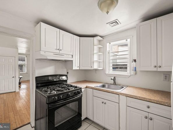 2830 W Stiles Street, Philadelphia PA 19121