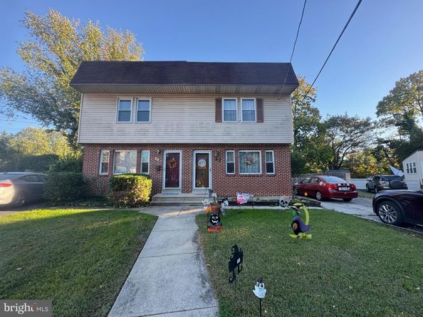 27 S Woodland Avenue, Glenolden PA 19036