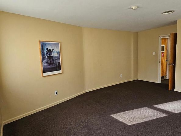 3824 Lancaster Avenue, Philadelphia PA 19104