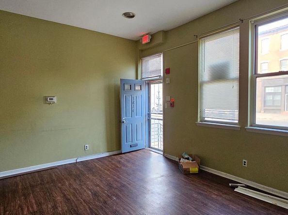 3824 Lancaster Avenue, Philadelphia PA 19104