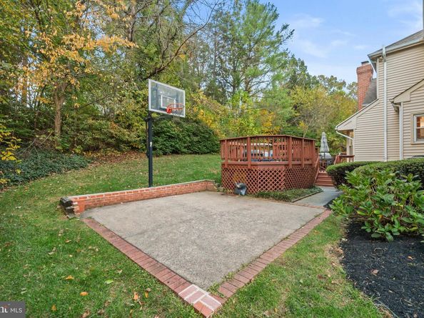 1205 Cameo Court, Herndon VA 20170