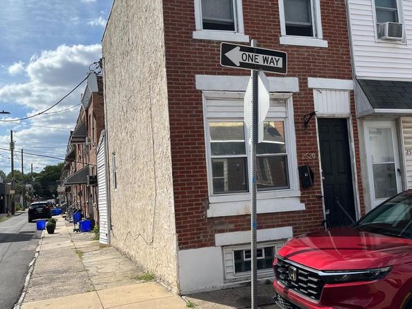 2520 E Auburn Street, Philadelphia PA 19134
