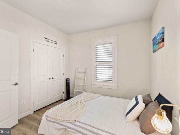 1137 S Monroe Street S, Arlington VA 22204