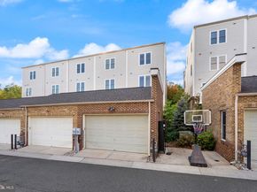 1137 S Monroe Street S, Arlington VA 22204