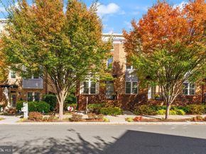 1137 S Monroe Street S, Arlington VA 22204