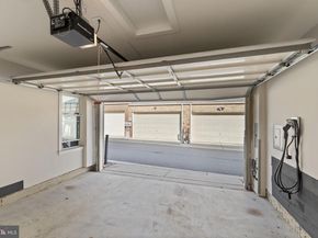 1137 S Monroe Street S, Arlington VA 22204