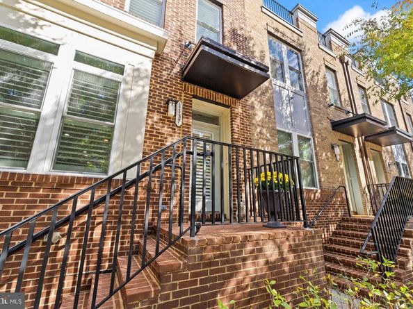 1137 S Monroe Street S, Arlington VA 22204