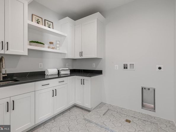 4777 26 Street N, Arlington VA 22207