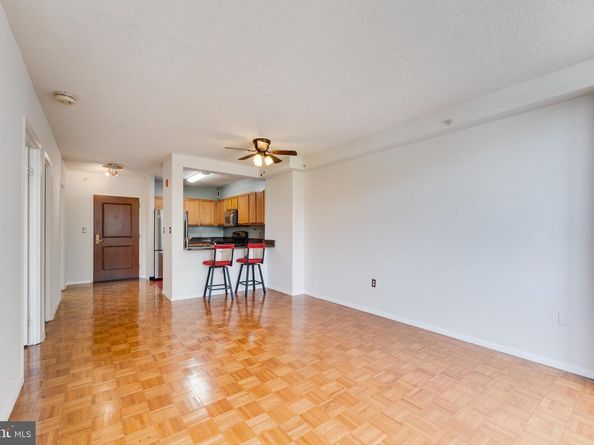 7111 Woodmont Avenue 608, Bethesda MD 20815