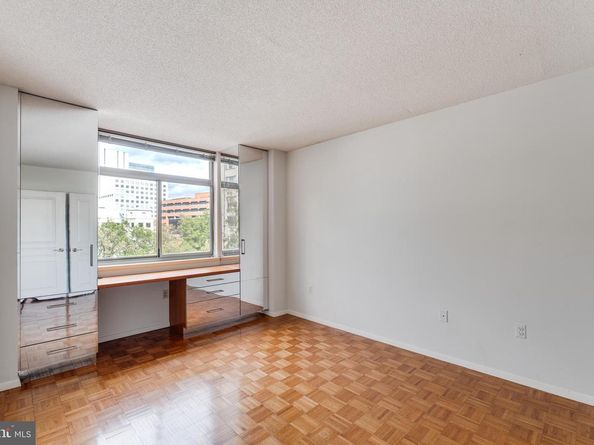 7111 Woodmont Avenue 608, Bethesda MD 20815