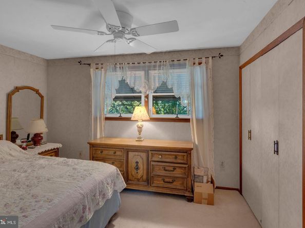 4203 Hartel Avenue, Philadelphia PA 19136