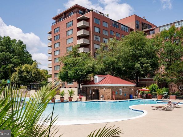 1011 Arlington Boulevard 424, Arlington VA 22209