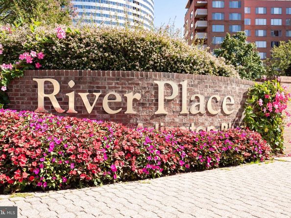 1011 Arlington Boulevard 424, Arlington VA 22209