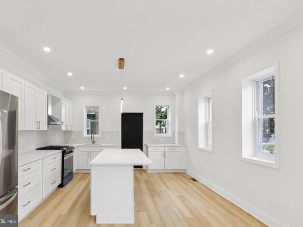 137 W Manheim Street, Philadelphia PA 19144