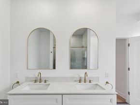 137 W Manheim Street, Philadelphia PA 19144