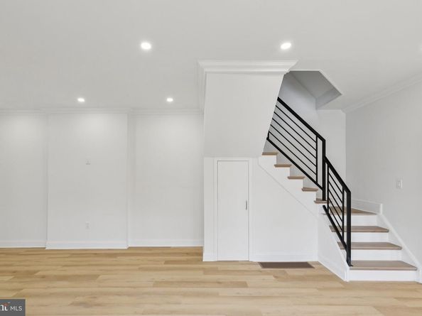 137 W Manheim Street, Philadelphia PA 19144