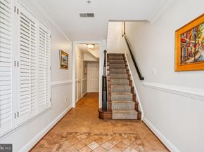 313 Hearthstone Mews, Alexandria VA 22314