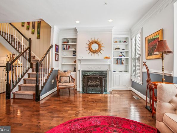 313 Hearthstone Mews, Alexandria VA 22314