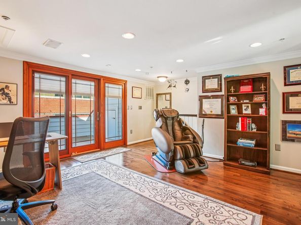 313 Hearthstone Mews, Alexandria VA 22314