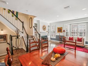 313 Hearthstone Mews, Alexandria VA 22314