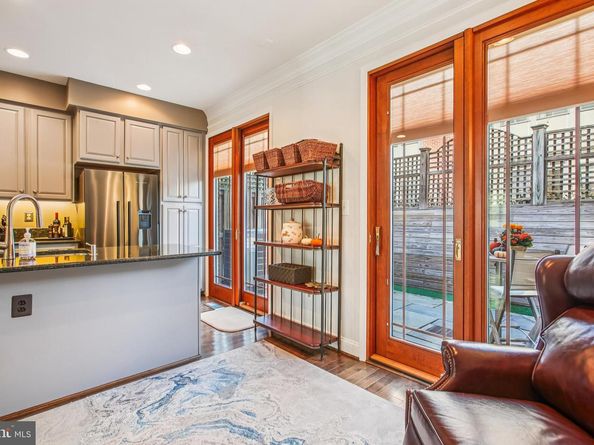 313 Hearthstone Mews, Alexandria VA 22314
