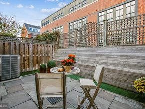 313 Hearthstone Mews, Alexandria VA 22314