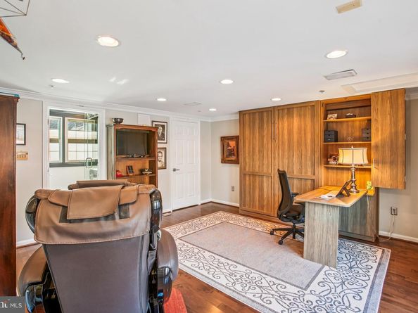 313 Hearthstone Mews, Alexandria VA 22314