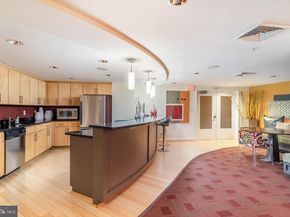 915 E Street NW 103, Washington DC 20004