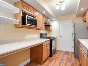 103 W Montgomery Avenue 1A, Ardmore PA 19003