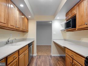 103 W Montgomery Avenue 1A, Ardmore PA 19003