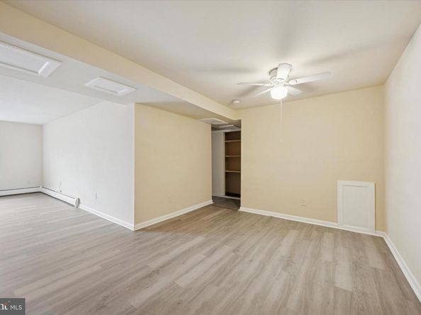 100 E Glenolden Avenue D14, Glenolden PA 19036