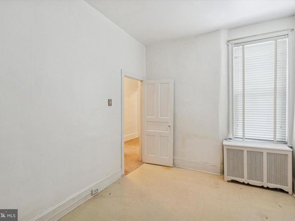 2511 S 17TH Street, Philadelphia PA 19145