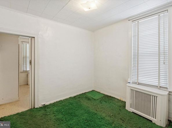 2511 S 17TH Street, Philadelphia PA 19145