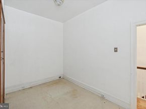 2511 S 17TH Street, Philadelphia PA 19145